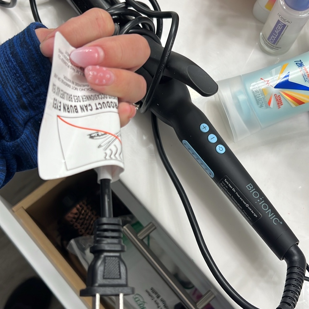Bio Ionic Black Curling Iron